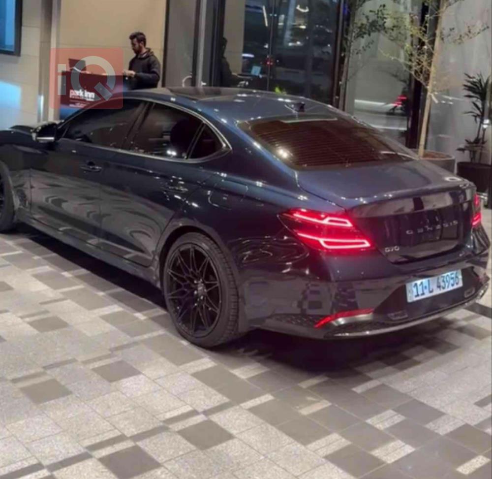 جێنسس G70